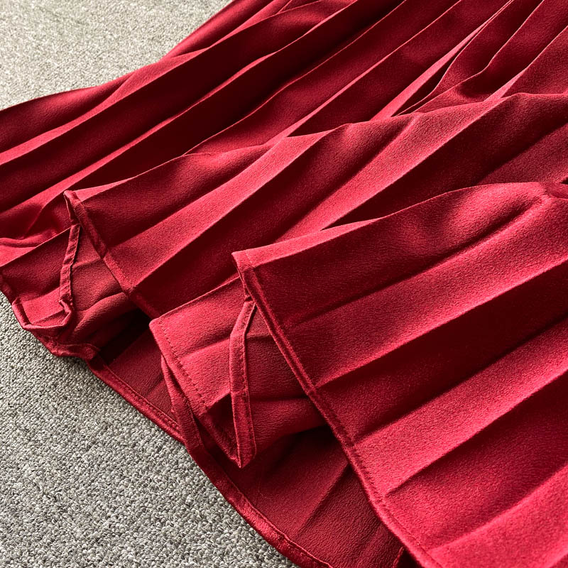 FINAL SALE - Amanda Pleated Dress