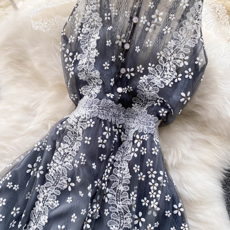 Chloe Embroidered Lace Dress