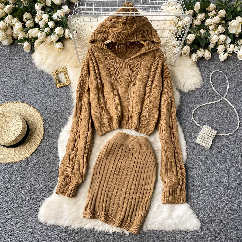 Caya Hoodie Two Piece Knit Set
