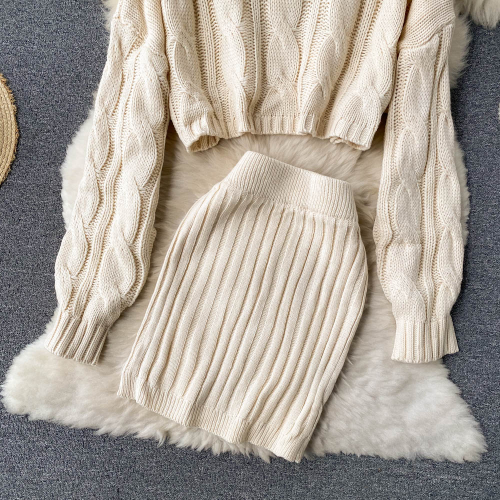 Caya Hoodie Two Piece Knit Set