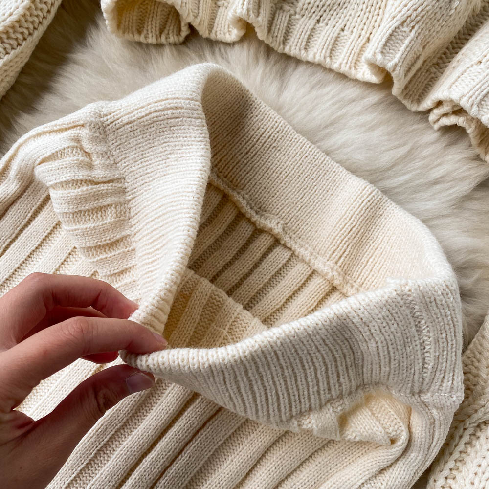 Caya Hoodie Two Piece Knit Set