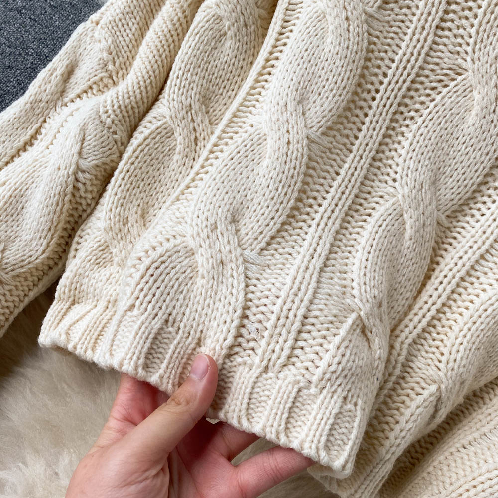 Caya Hoodie Two Piece Knit Set