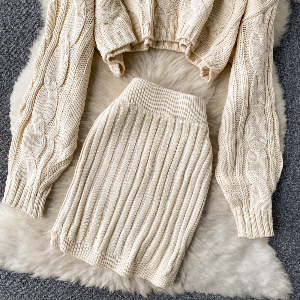 Caya Hoodie Two Piece Knit Set