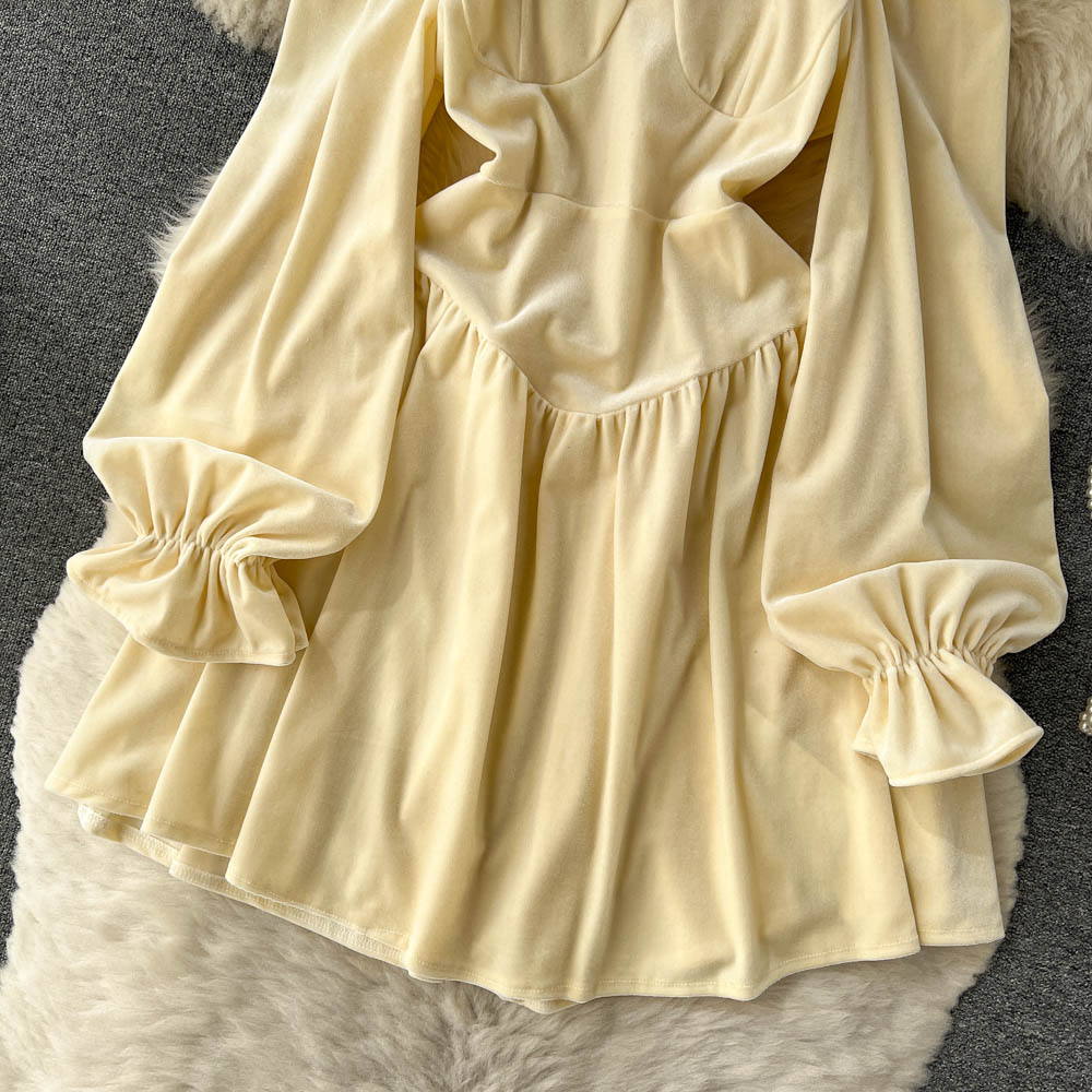 Charleigh Off-Shoulder Velvet Dress